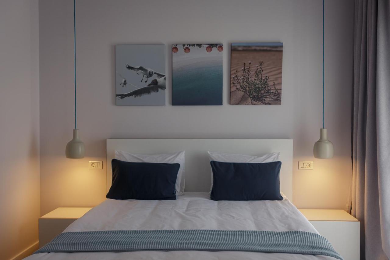 White Vama Veche Hotel Bagian luar foto